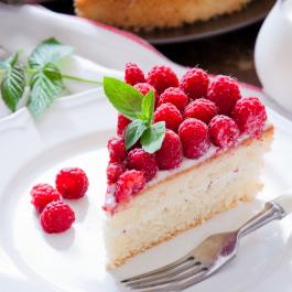 Recette de layer cake framboise et chocolat blanc