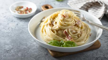 Spaghettis à la sauce carbonara Spaghettis à la sauce carbonara
