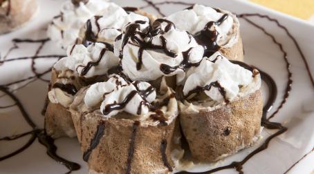 Roulés de crêpes au chocolat, crème de spéculoos